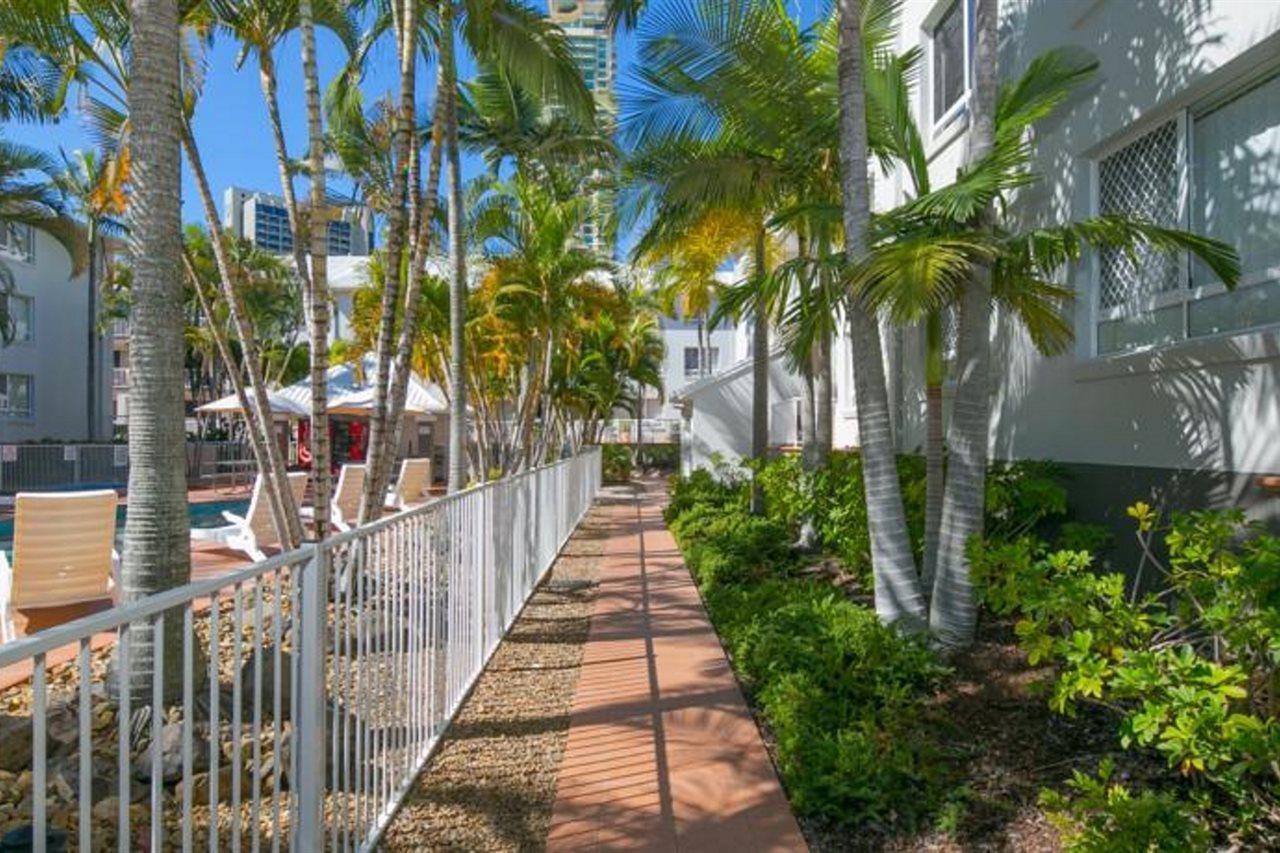 Bay Lodge Apartments Gold Coast Exterior photo